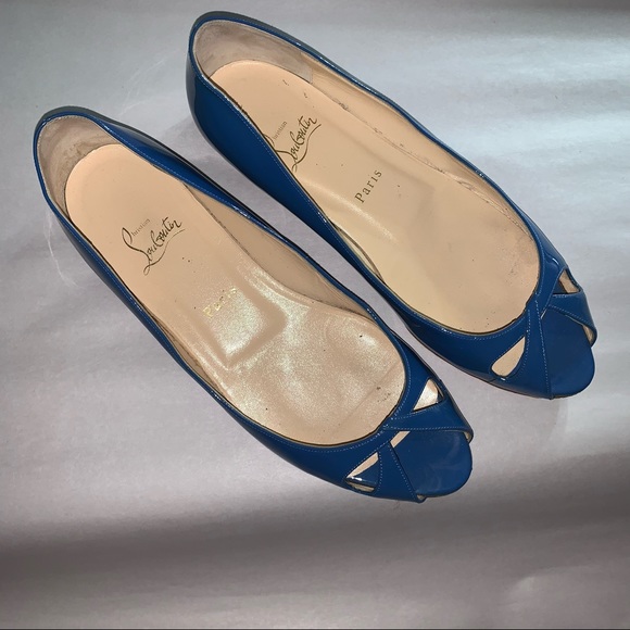 CHRISTIAN LOUBOUTIN size 39.5 bright blue PATENT LEATHER peep toe FLATS - Picture 6 of 11